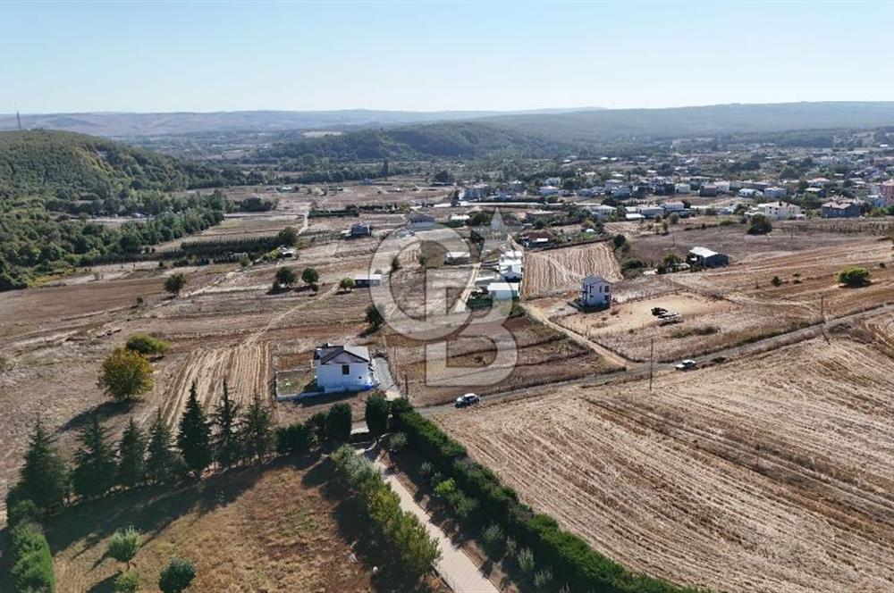 Çatalca İhsaniyede Elektrik Suyu Bulunan 410 m² Tarla