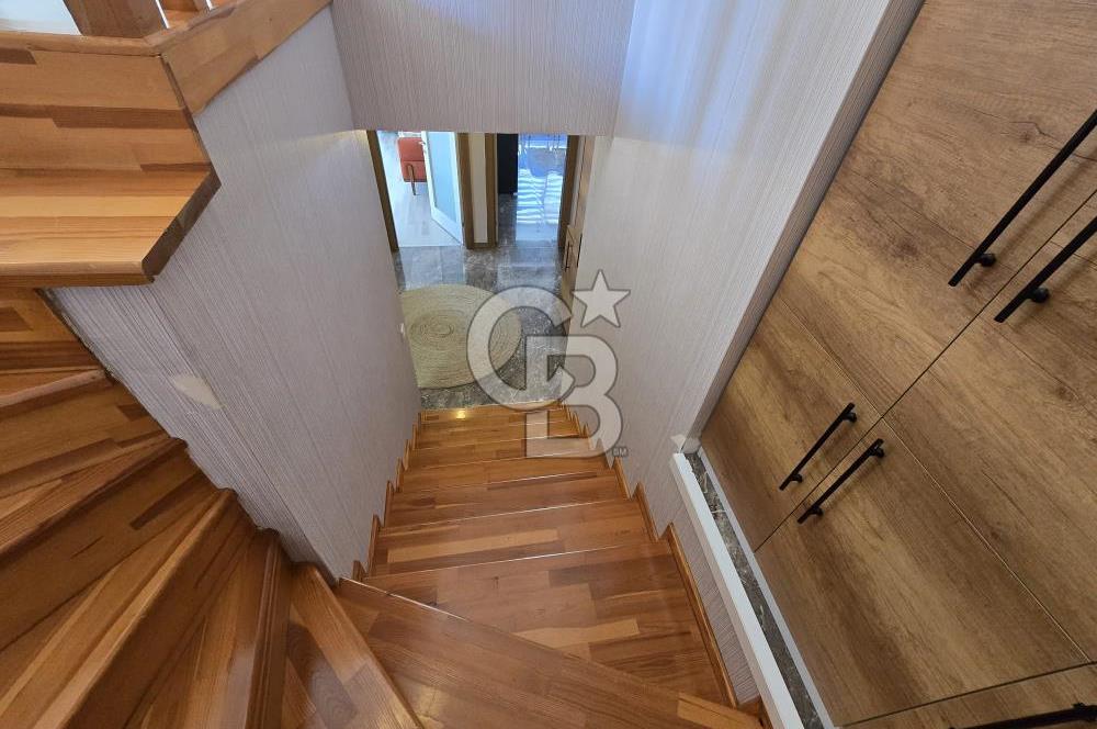 MÜRSEL ULUÇ 942 CADDE 4,5+1 SATILIK DUBLEKS DAİRE