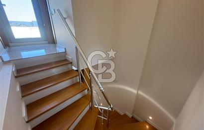 EŞSİZ DENİZ MANZARALI, FULL EŞYALI, ÖZEL YAPIM, TRİPLEKS VİLLA