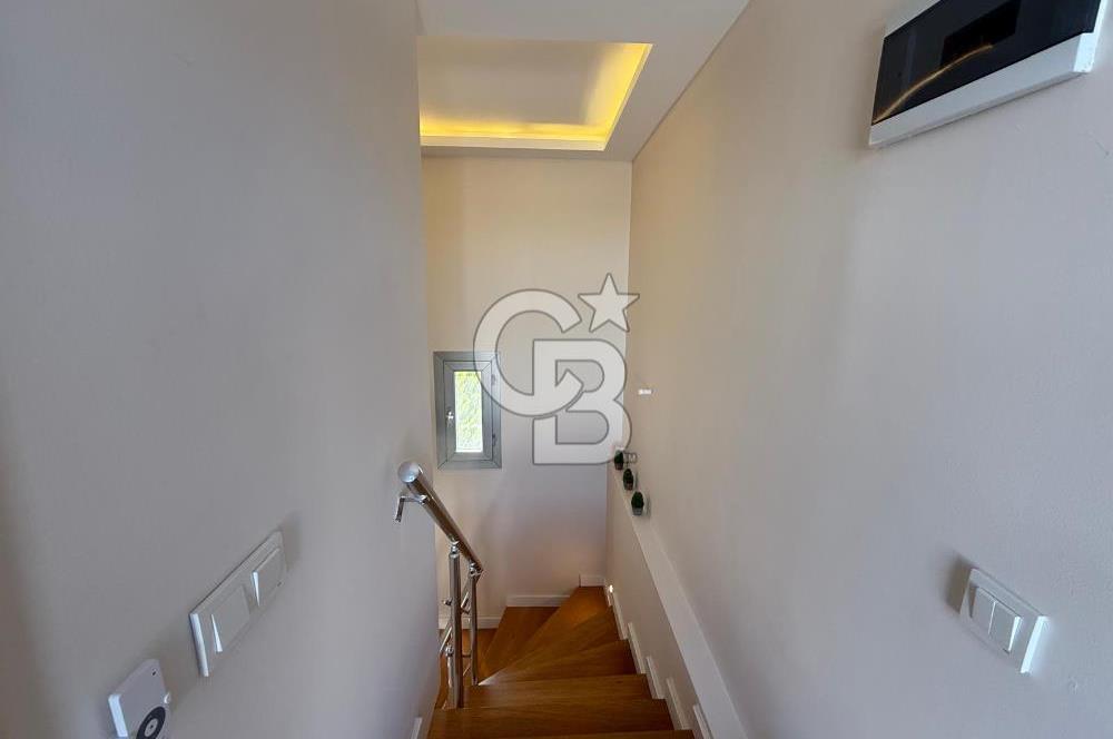 EŞSİZ DENİZ MANZARALI, FULL EŞYALI, ÖZEL YAPIM, TRİPLEKS VİLLA