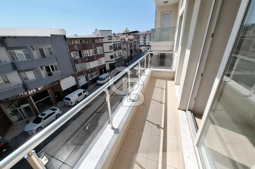 MENDERES COLDWELL BANKER POYRAZ'DAN CÜNEYTBEY'DE GENİŞ 2+1 DAİRE