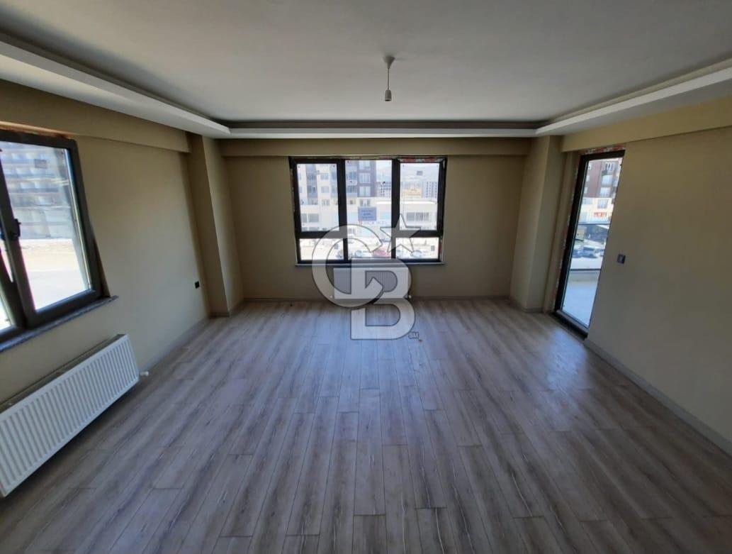 ÇANAKKALE MERKEZ ESENLER ,SIFIR ,ARAKAT, AYRI MUTFAKLI,GENİŞ 2+1