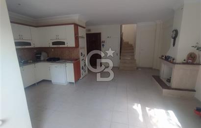 ELMAKENT SİTESİNDE 12 AY TATİL FORMATINDA SATILIK 3 + 1 VİLLA