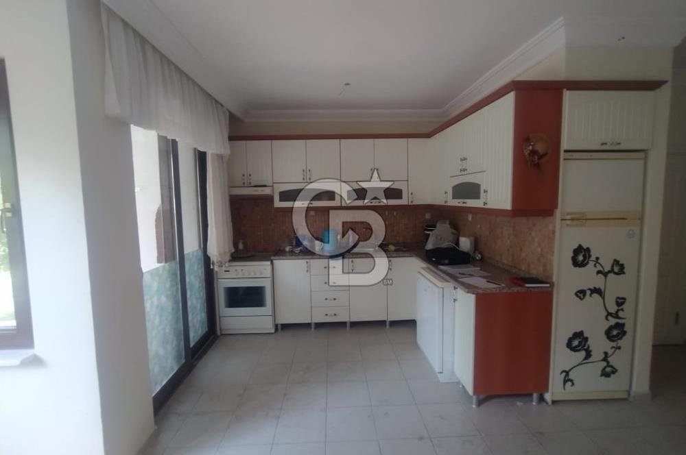 ELMAKENT SİTESİNDE 12 AY TATİL FORMATINDA SATILIK 3 + 1 VİLLA