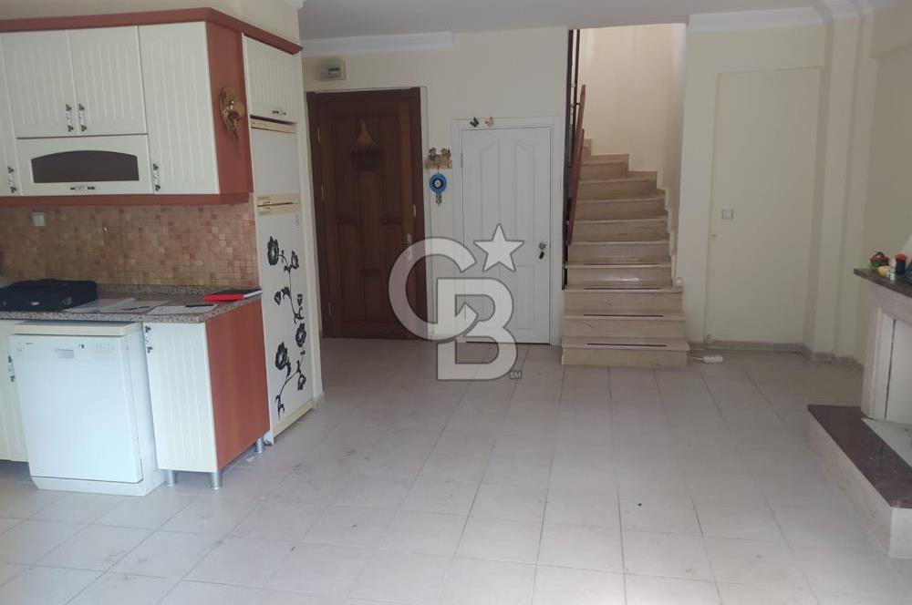 ELMAKENT SİTESİNDE 12 AY TATİL FORMATINDA SATILIK 3 + 1 VİLLA
