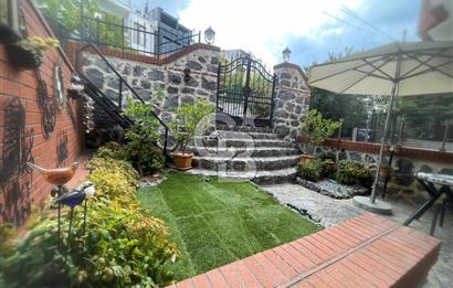 Beylikdüzü Gürpınar'da eşyalı faturalar dahil bahçe içinde 1+1