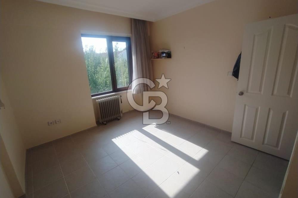 ELMAKENT SİTESİNDE 12 AY TATİL FORMATINDA SATILIK 3 + 1 VİLLA