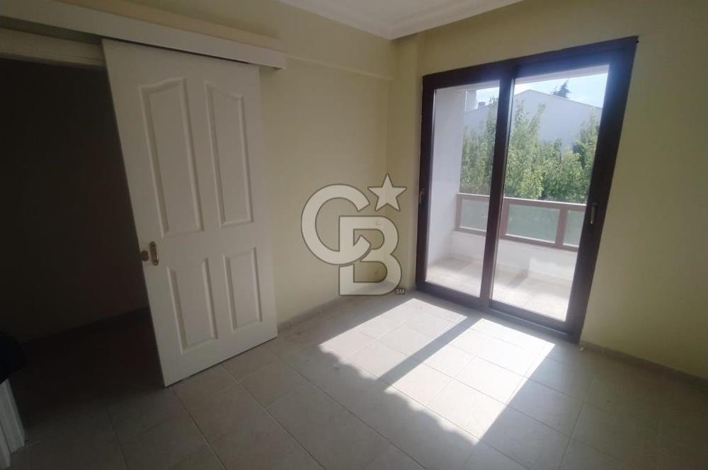 ELMAKENT SİTESİNDE 12 AY TATİL FORMATINDA SATILIK 3 + 1 VİLLA