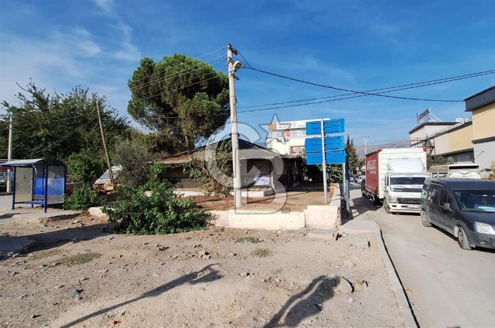 NOVADA ALIŞVERİŞ MERKEZİ YANI FOÇA KAVŞAĞINDA SATILIK KÖŞE PARSEL ARSA