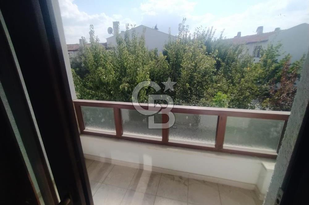 ELMAKENT SİTESİNDE 12 AY TATİL FORMATINDA SATILIK 3 + 1 VİLLA