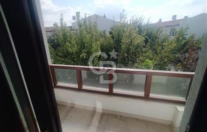 ELMAKENT SİTESİNDE 12 AY TATİL FORMATINDA SATILIK 3 + 1 VİLLA