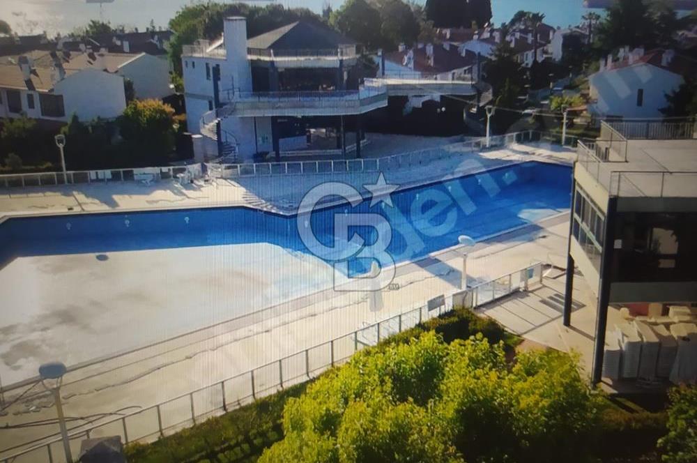 ELMAKENT SİTESİNDE 12 AY TATİL FORMATINDA SATILIK 3 + 1 VİLLA