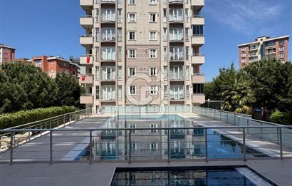 ATAŞEHİR'de METRO'ya 5 dk HAVUZLU GÜVENLİKLİ 3+1 SATILIK DAİRE