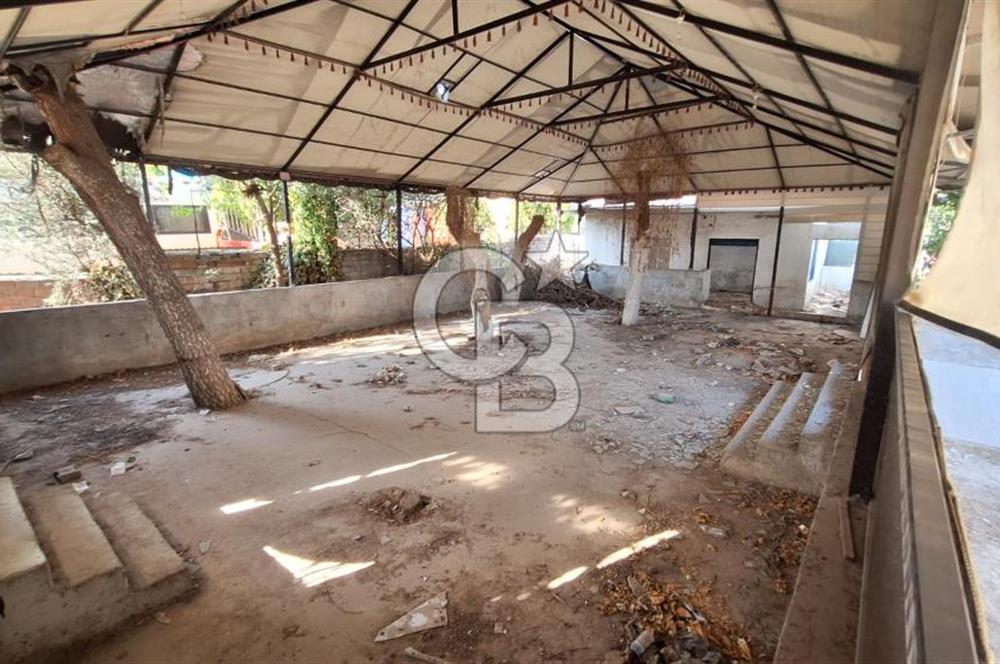 NOVADA ALIŞVERİŞ MERKEZİ YANI FOÇA KAVŞAĞINDA SATILIK KÖŞE PARSEL ARSA
