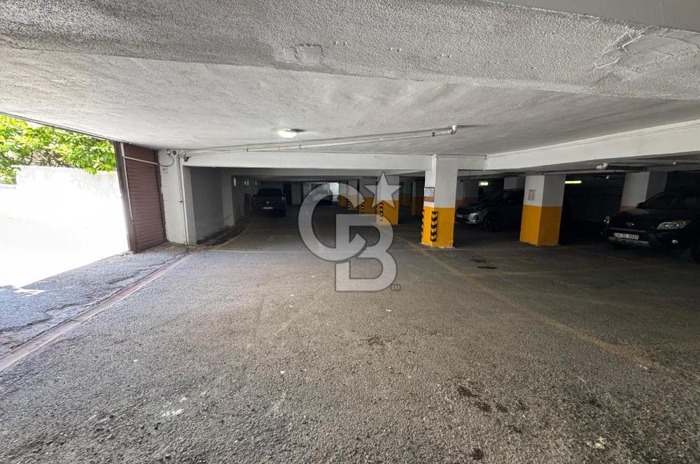ATAŞEHİR'de METRO'ya 5 dk HAVUZLU GÜVENLİKLİ 3+1 SATILIK DAİRE
