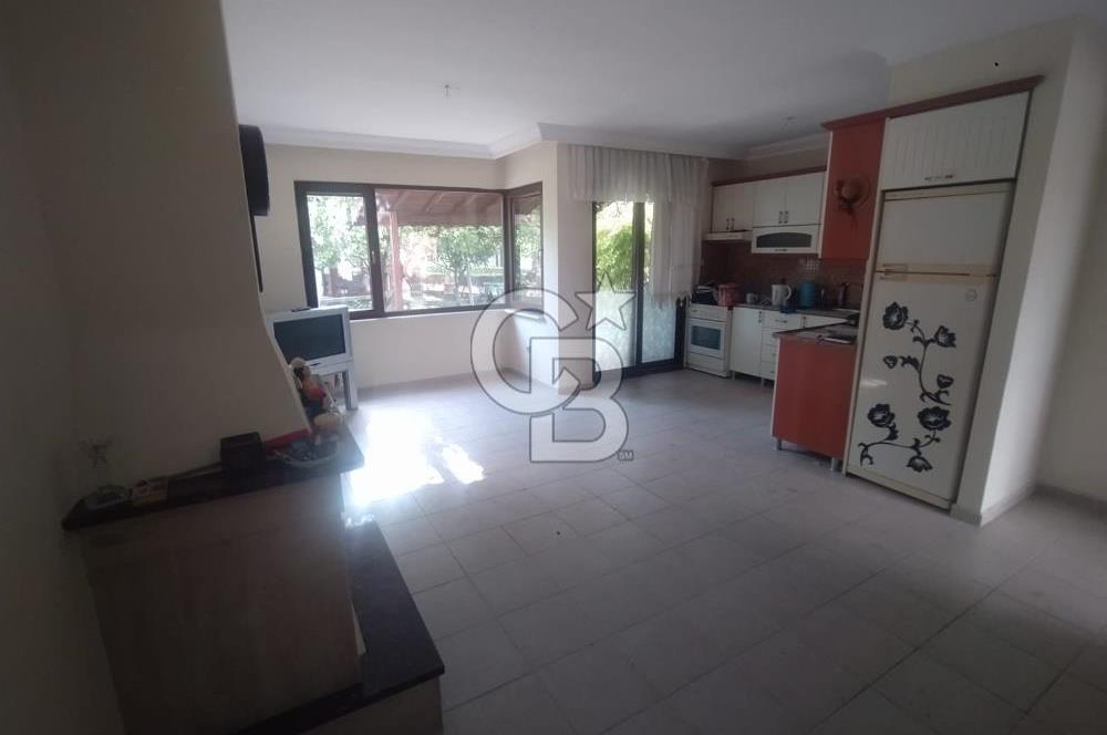 ELMAKENT SİTESİNDE 12 AY TATİL FORMATINDA SATILIK 3 + 1 VİLLA