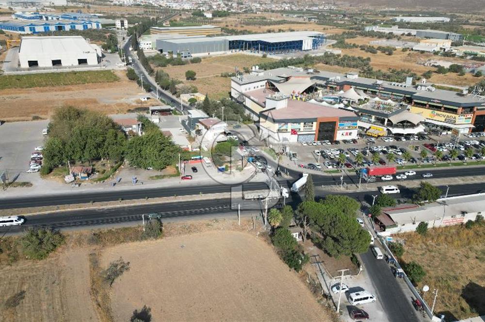 NOVADA ALIŞVERİŞ MERKEZİ YANI FOÇA KAVŞAĞINDA SATILIK KÖŞE PARSEL ARSA