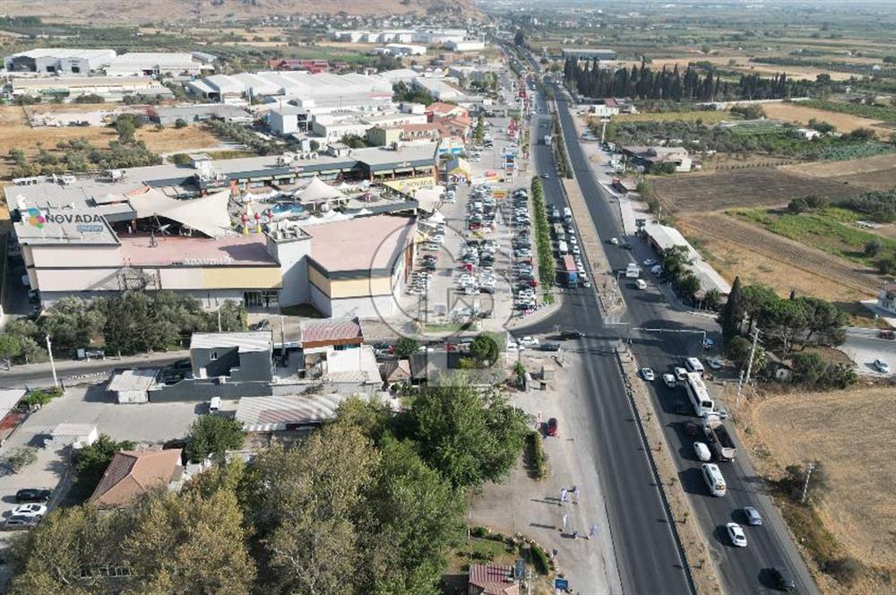 NOVADA ALIŞVERİŞ MERKEZİ YANI FOÇA KAVŞAĞINDA SATILIK KÖŞE PARSEL ARSA