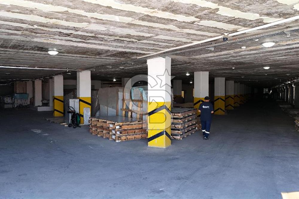 KAHRAMANKAZAN SARAY'DA 14.000 M2 KAPALI ALANLI SATILIK FABRİKA
