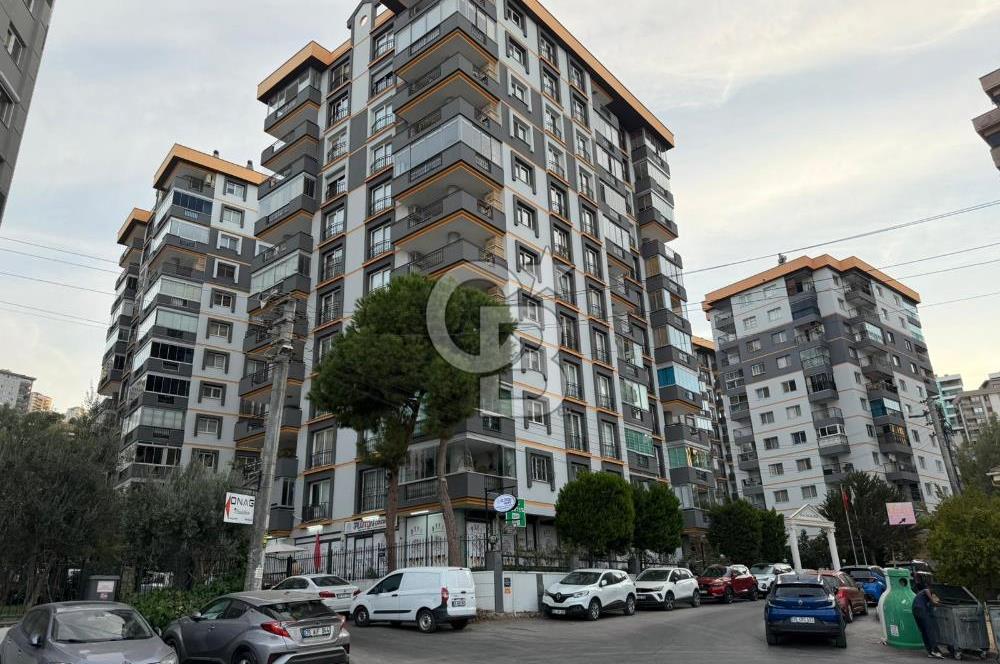  Narlıdere Kenan Beklen sitesinde 3+1 Geniş ve ferah Satılık Daire