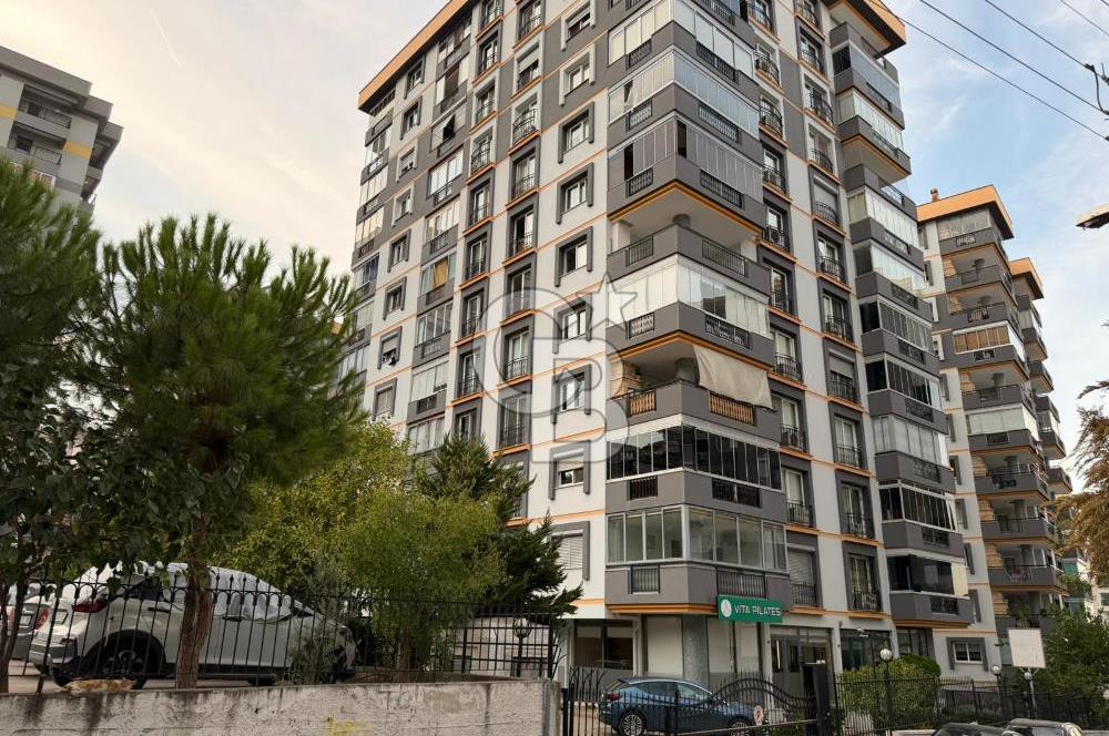  Narlıdere Kenan Beklen sitesinde 3+1 Geniş ve ferah Satılık Daire