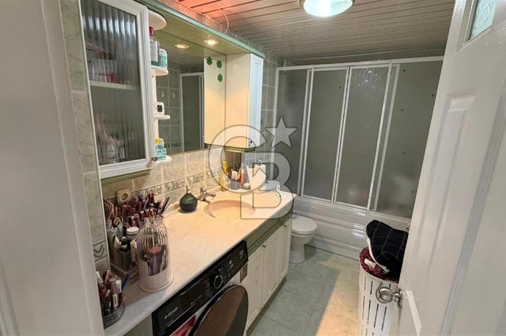  Narlıdere Kenan Beklen sitesinde 3+1 Geniş ve ferah Satılık Daire