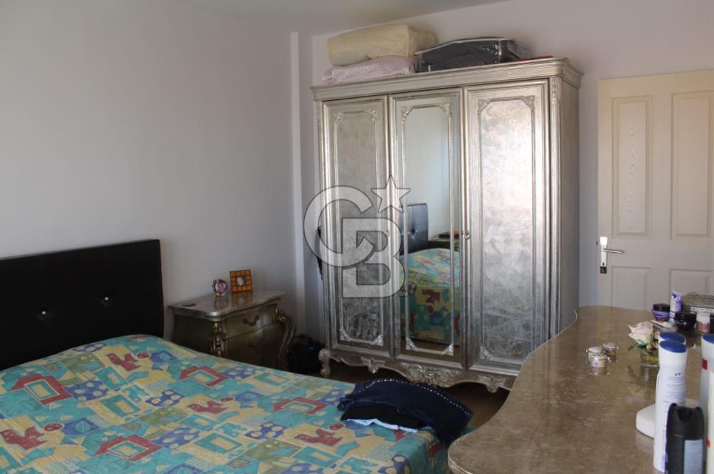 ÇEŞME DALYAN'DA SAKIZ ADASI MANZARALI TRİPLEKS VİLLA