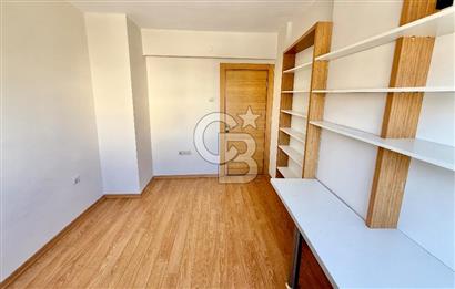 Girne'nin Kalbinde Aydınlık, Modern, Taşınmaya Hazır 3+1 Kiralık