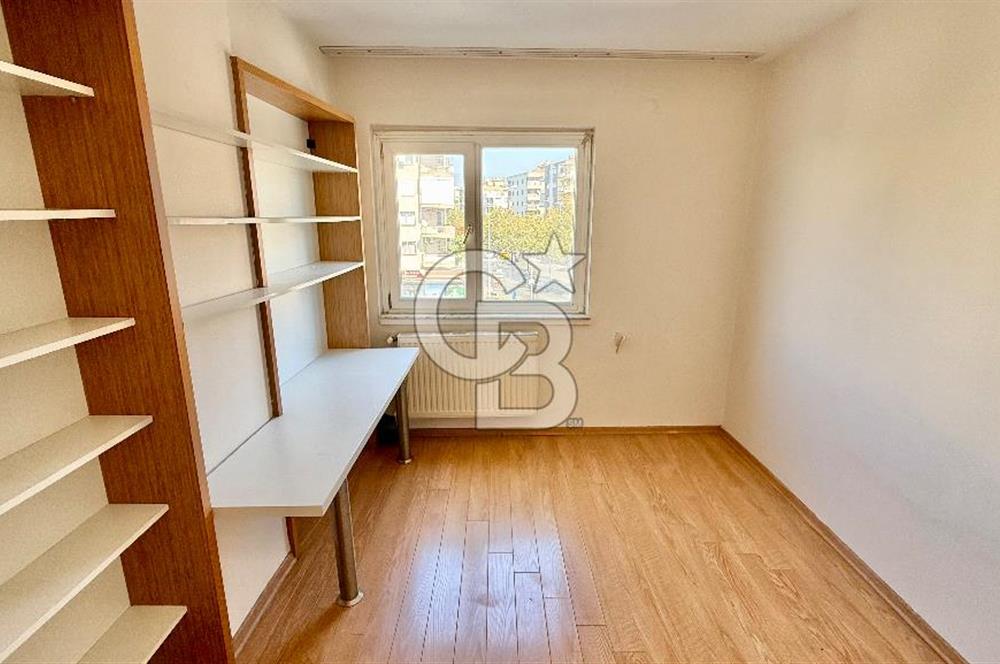 Girne'nin Kalbinde Aydınlık, Modern, Taşınmaya Hazır 3+1 Kiralık