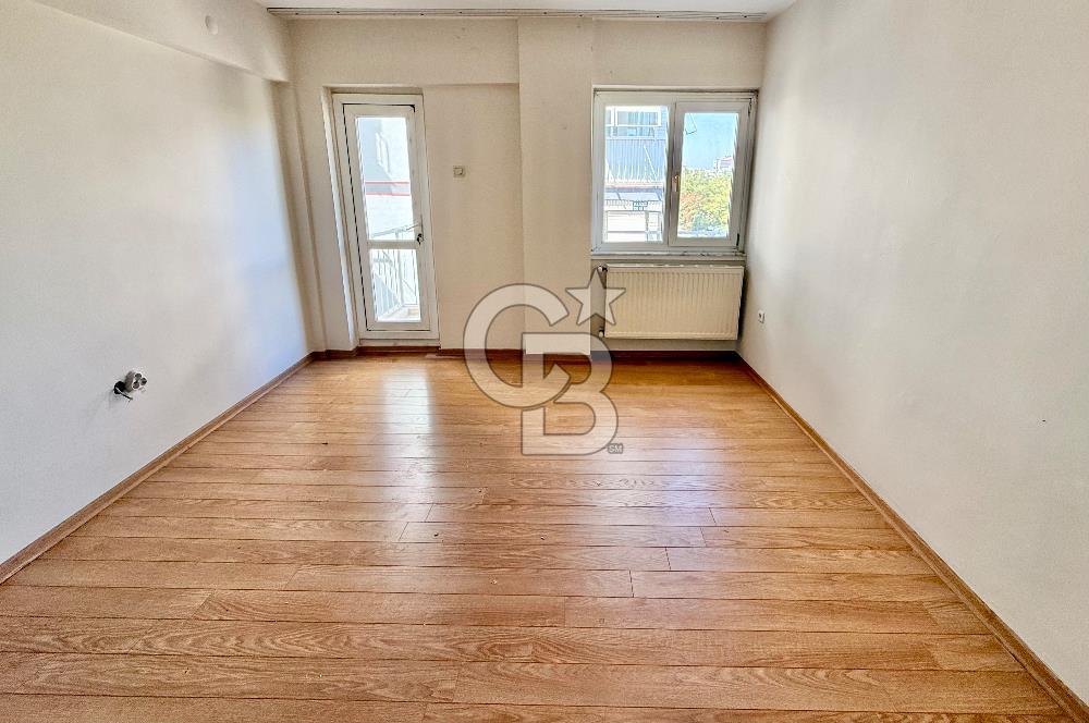 Girne'nin Kalbinde Aydınlık, Modern, Taşınmaya Hazır 3+1 Kiralık