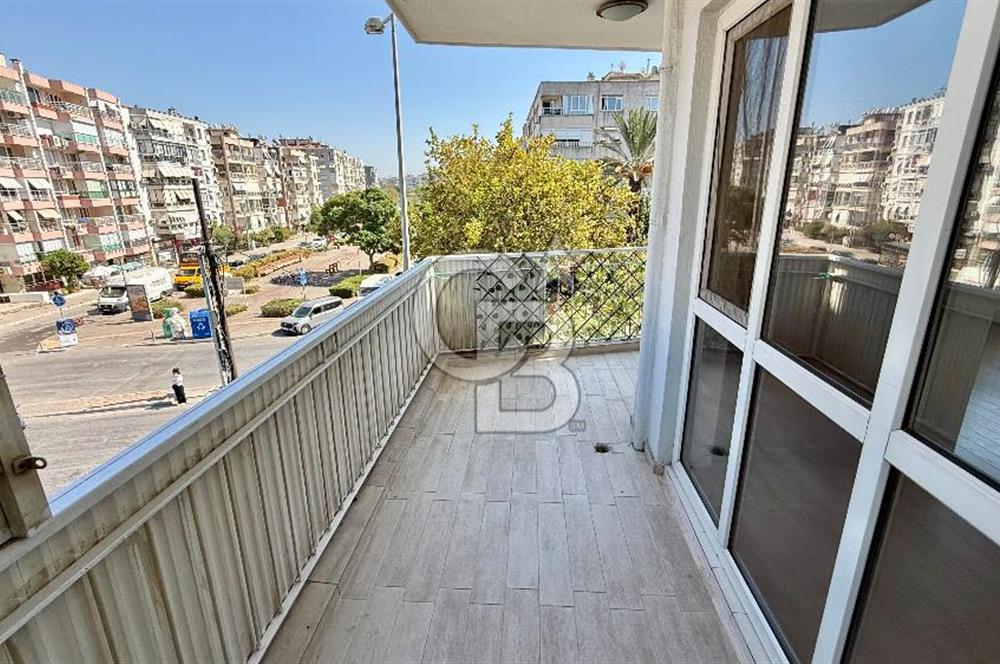 Girne'nin Kalbinde Aydınlık, Modern, Taşınmaya Hazır 3+1 Kiralık