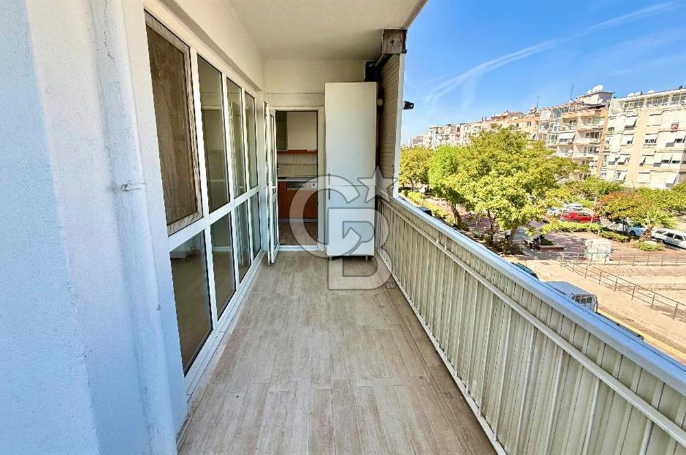 Girne'nin Kalbinde Aydınlık, Modern, Taşınmaya Hazır 3+1 Kiralık