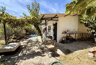BORNOVA YAKAKÖY'DE SATILIK 3689m2 ARAZİ HİSSESİ