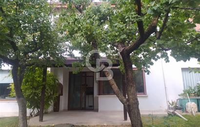 ELMAKENT SİTESİNDE 12 AY TATİL FORMATINDA SATILIK 3 + 1 VİLLA