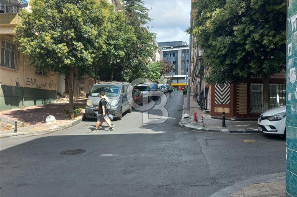 BAYRAMPAŞA KARTALTEPE MAH. YATIRIMLIK SATILIK 2+1 DAİRE