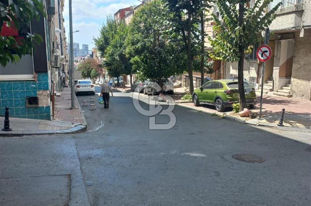 BAYRAMPAŞA KARTALTEPE MAH. YATIRIMLIK SATILIK 2+1 DAİRE