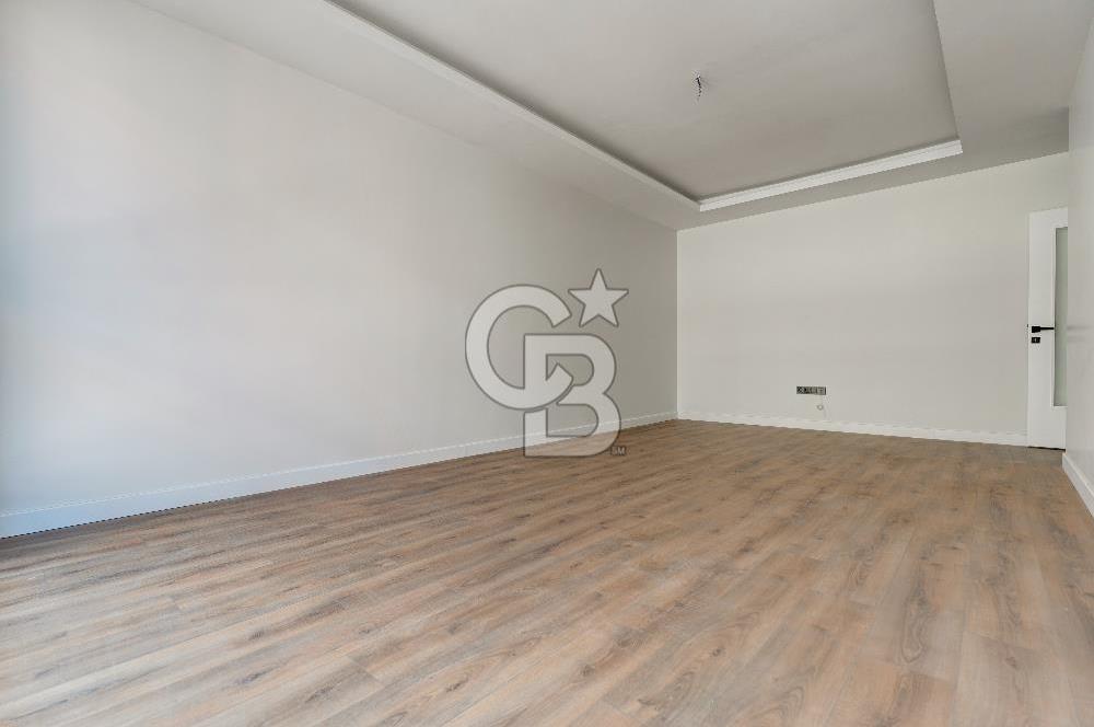 Maltepe Feyzullah Mah. Minibüs Cad. Üzeri Satılık 3+1 Daire!