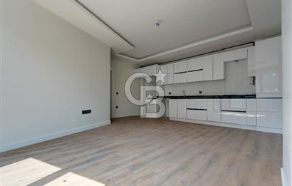 Maltepe Feyzullah Mah. Minibüs Cad. Üzeri Satılık 3+1 Daire!