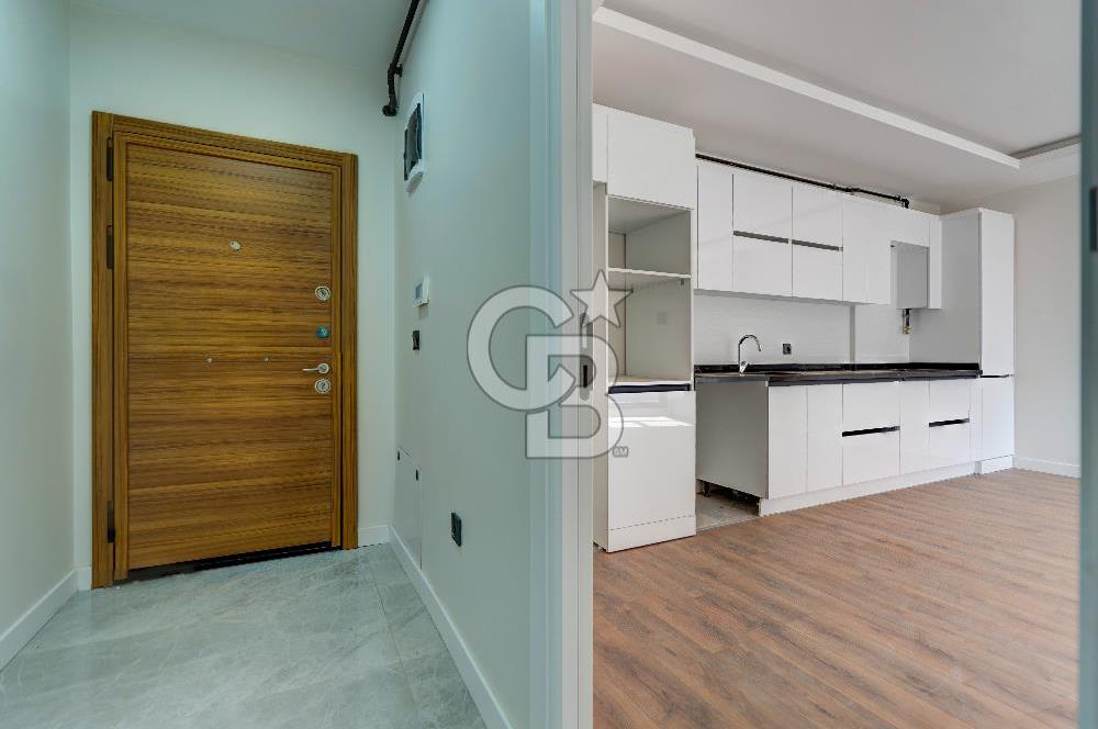 Maltepe Feyzullah Mah. Minibüs Cad. Üzeri Kiralık 3+1 Daire!