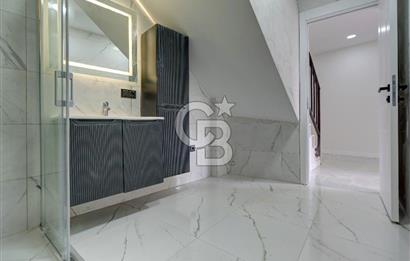 Maltepe Feyzullah Mah. Minibüs Cad. Üzeri Satılık 4+1 Dubleks Daire!