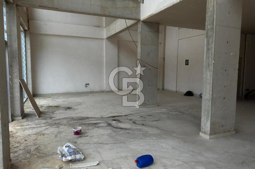 CB BLACK'TAN 23 NİSAN CADDE ÜZERİNDE SATILIK DÜKKAN*