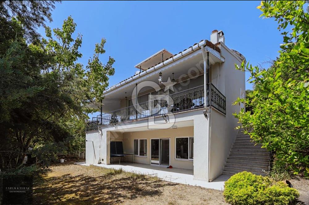CB BLACK'TAN BADEMLİ'DE 5+2 LÜKS SATILIK VİLLA