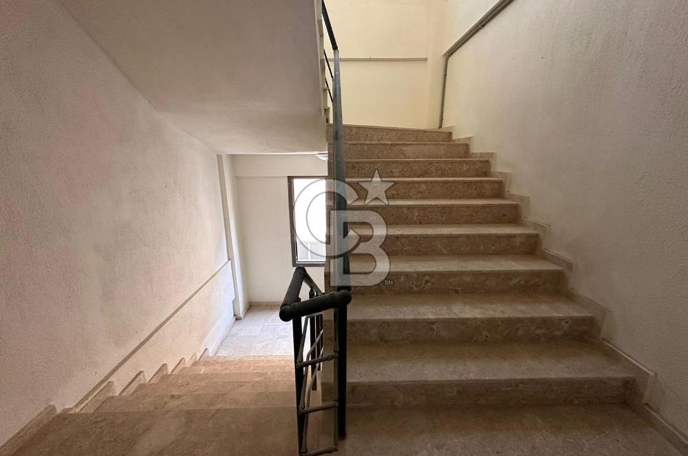 Şemikler Mah. Kiralık 1200M² İş Yerleri Fabrika Hol'ü