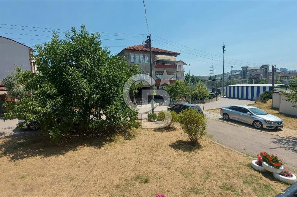 CB AKADEMİ İZMİT YEŞİLOVA'DA KOMPLE SATILIK 4 KATLI BİNA