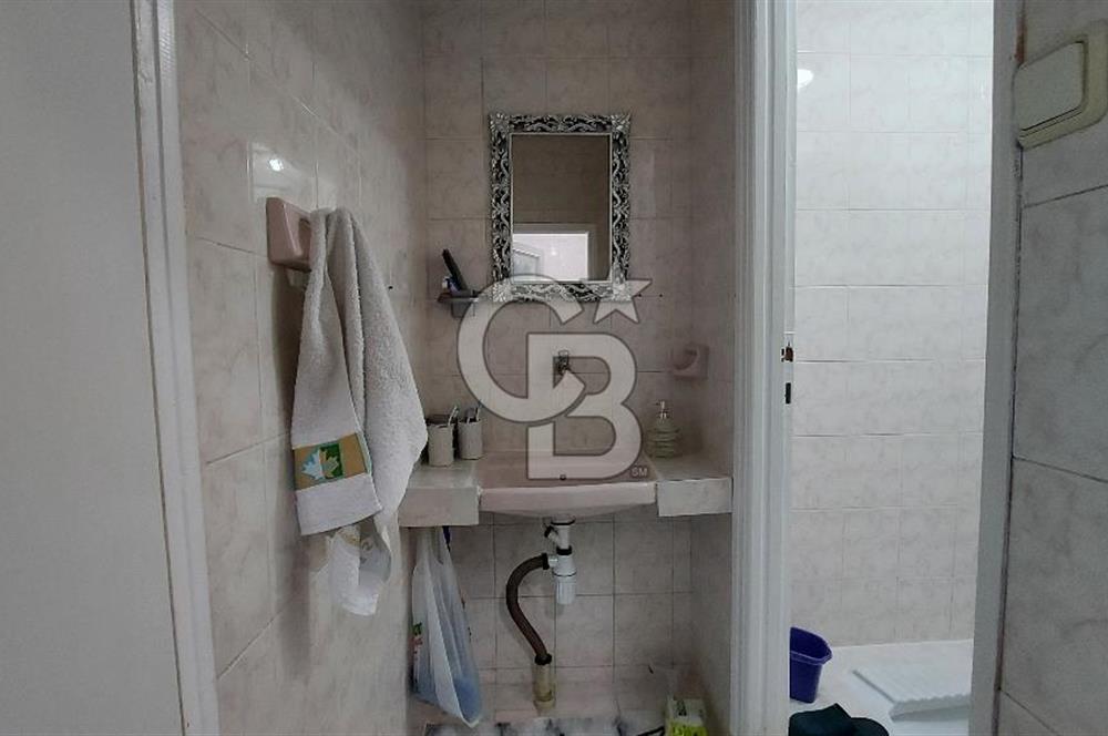 CB AKADEMİ İZMİT YEŞİLOVA'DA KOMPLE SATILIK 4 KATLI BİNA