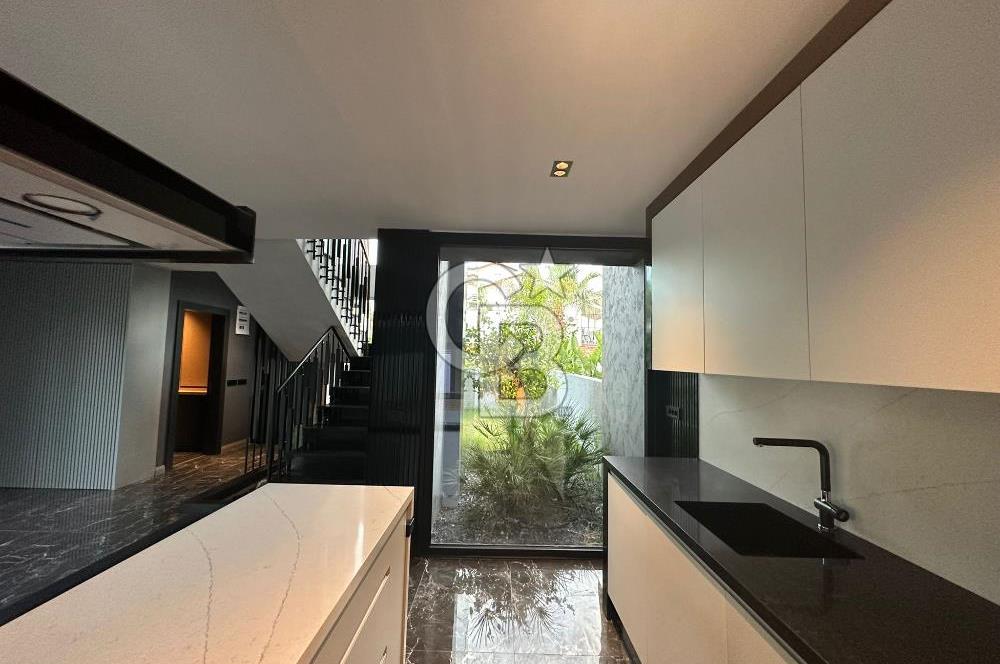 Türkbükü Vamos Bodrum Evleri – Satılık 4+1 Villa, Denize Yürüme Mesafesinde