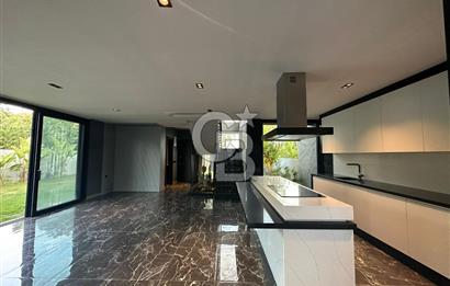 Türkbükü Vamos Bodrum Evleri – Satılık 4+1 Villa, Denize Yürüme Mesafesinde