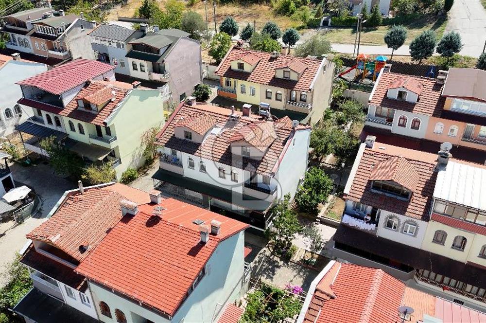 KARAMÜRSEL EREĞLİ PETKİM VİLLALARINDA SATILIK 3+1 VİLLA