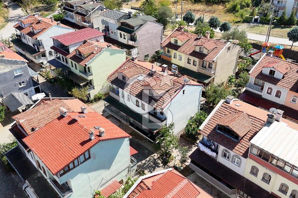 KARAMÜRSEL EREĞLİ PETKİM VİLLALARINDA SATILIK 3+1 VİLLA