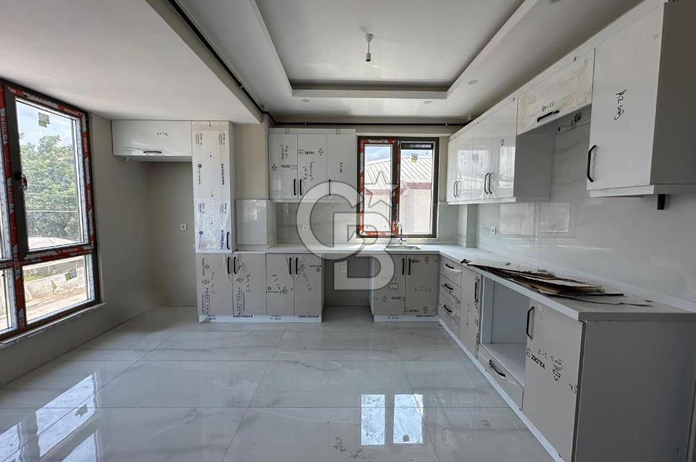 ÇİFTLİKKÖY SULTANİYE MH.'DE SATILIK 2+1 ARA KAT DAİRE
